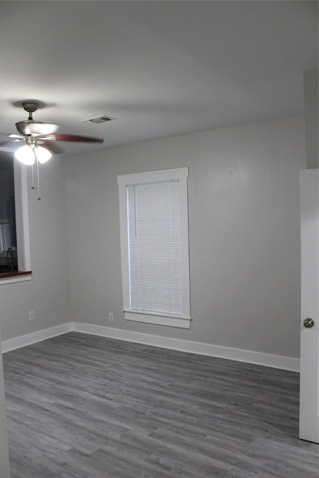 Photo - 4125 Avenue M