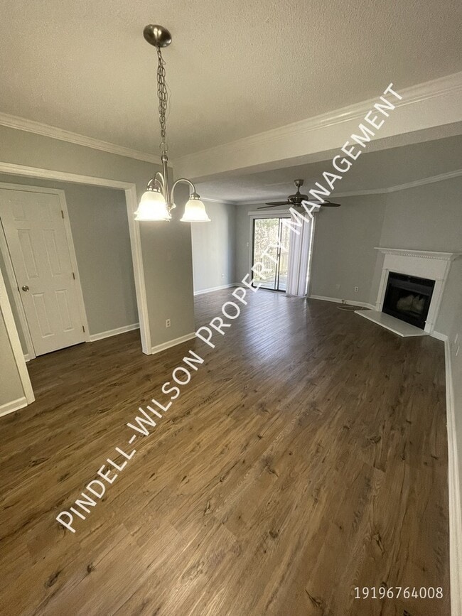 Photo - 6527 English Oaks Dr