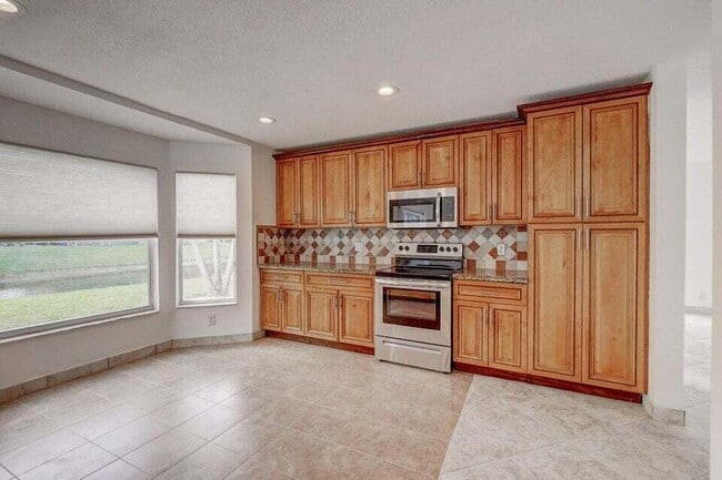 Photo - 10758 Lake Jasmine Dr