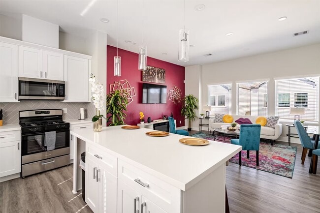 2622 Huntington Creek Ln