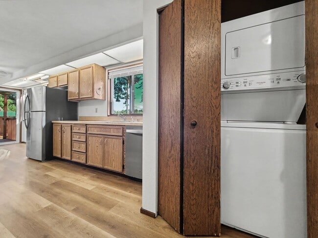 Photo - 14327 123rd Ave NE Unidad C