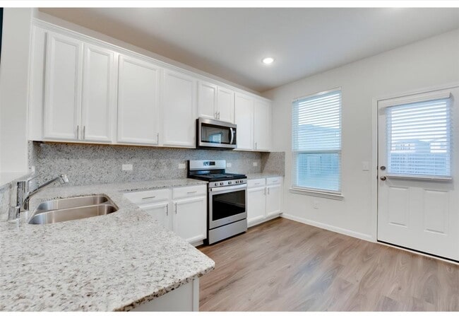 Photo - 18130 Alora Springs Trace