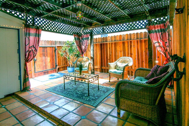 Cabana Room with Moroccan Lamp, Shed (left) for extra storage