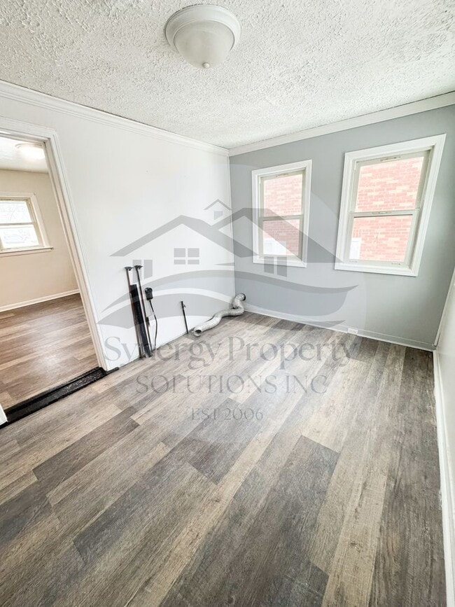 Photo - Madison Home