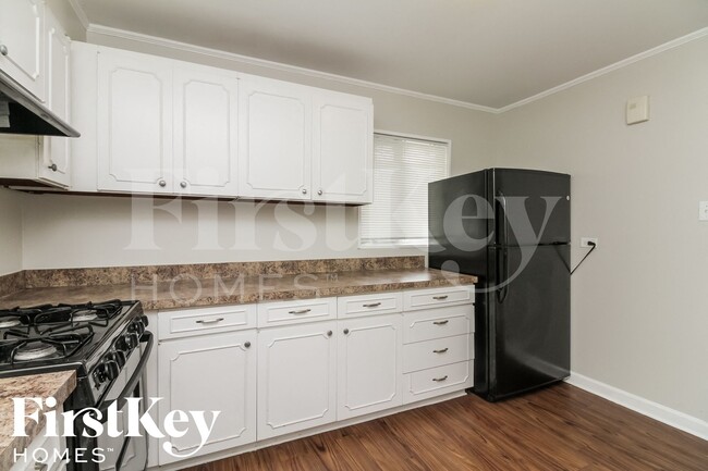 Photo - 194 Monee Rd