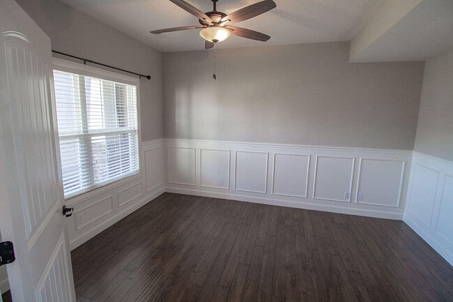 Photo - 7407 Pemberton Dr