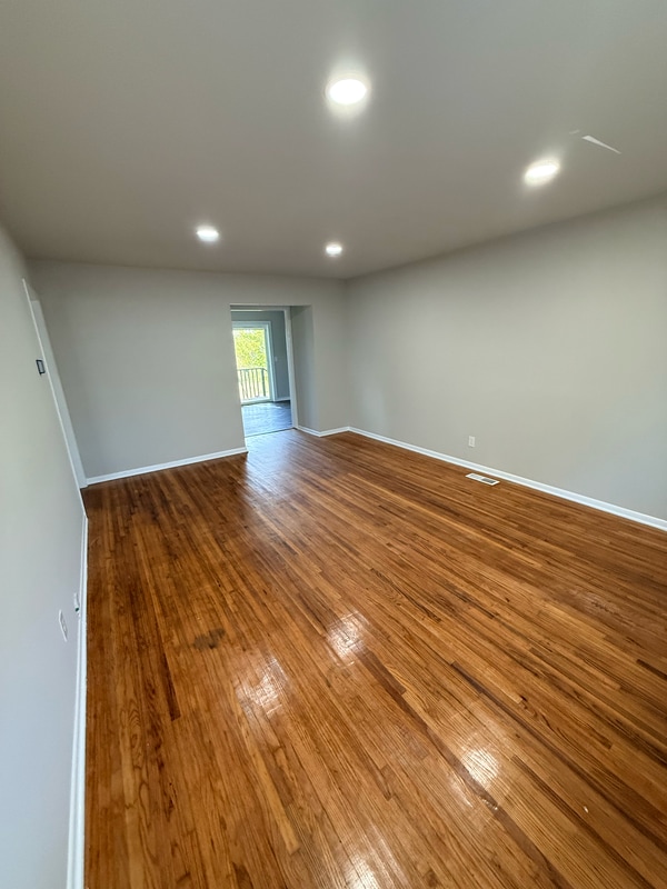 Photo - 744 N Moccasin St