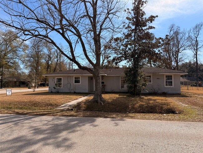 Photo - 628 Truman St