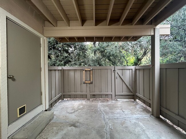 Photo - Move-In Ready 1BR in Sought-After Kirkwood... Unit E2