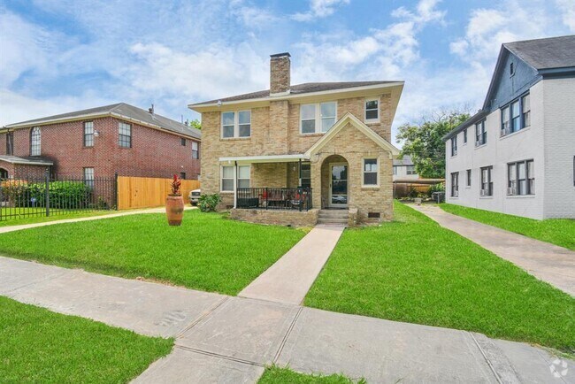 Building Photo - 2622 Rosedale St Rental