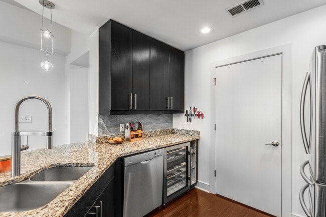 Photo - 222 12th St NE