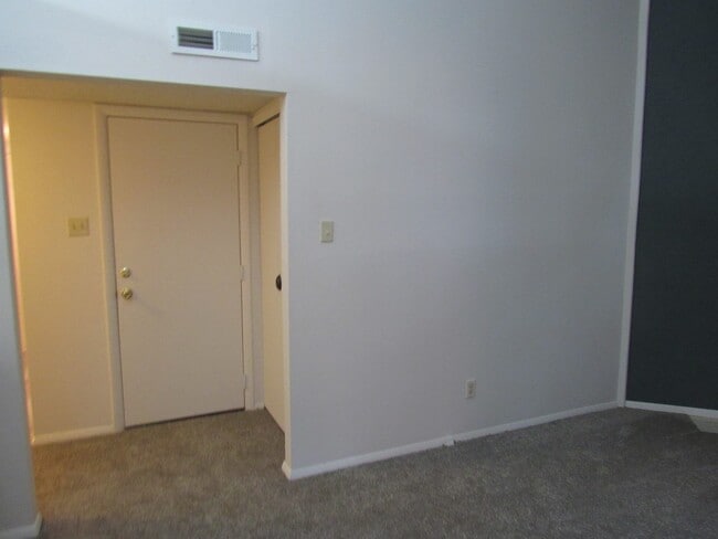 Photo - Contact Peggy  501 676 1758