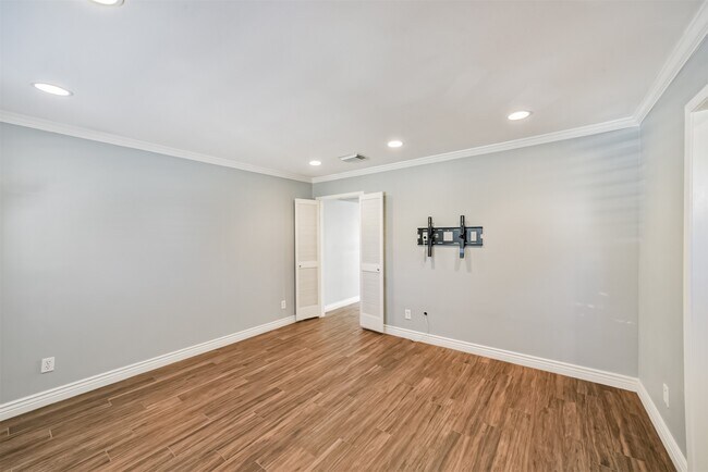 Photo - 4521 Acacia St