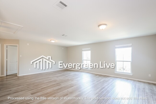 Photo - 310 Rustic Stable