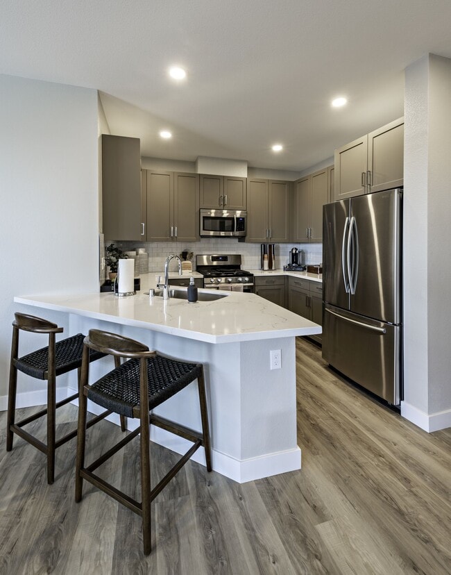 Parador Town Homes