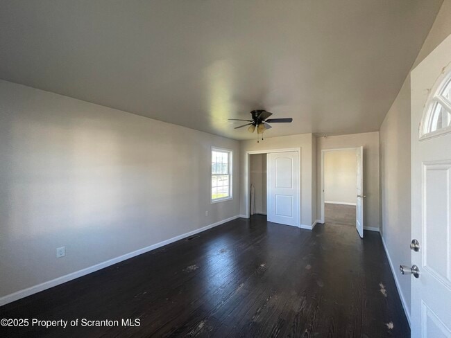 Photo - 127 W Line St