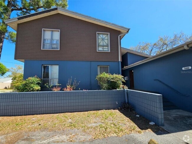 Building Photo - 7602 W Powhatan Ave Unit 4 Rental