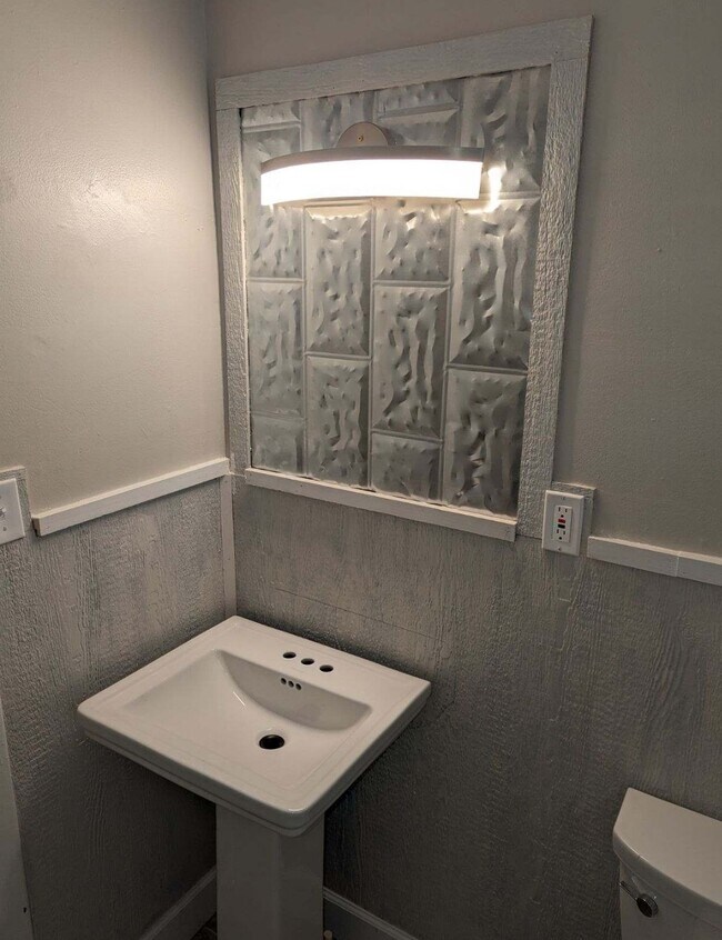 Photo - 414 Buckhorn St Unit #1