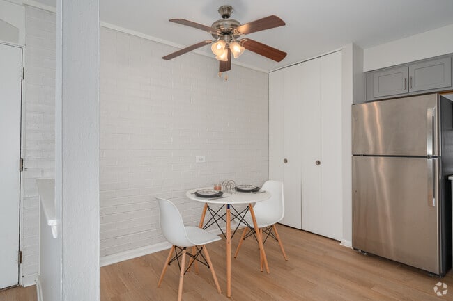 Alpine 2BR, 1BA - 808SF - Dining Room