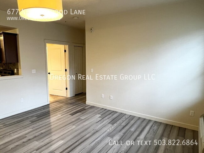Photo - 677 NE Garswood Ln