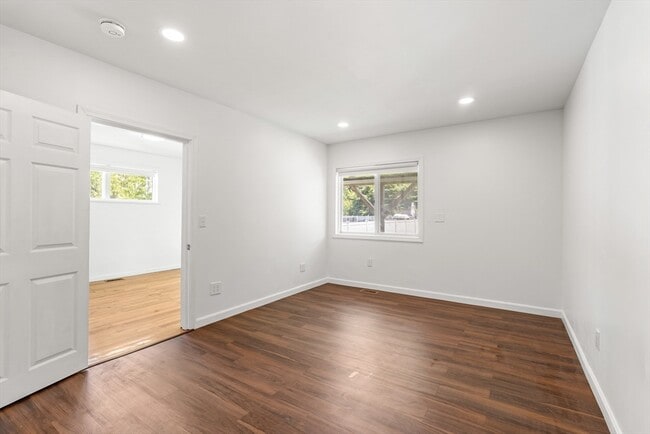 Photo - 50 Arcadia St Unit 1