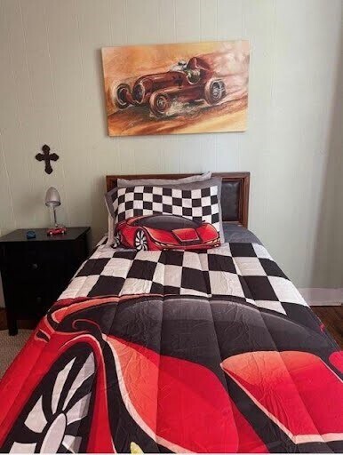 Photo - 814 E 39th St