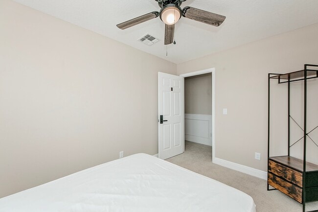 Photo - 3211 Solitude Ct