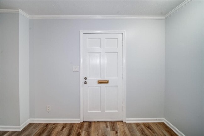 Photo - 280 Winding River Dr