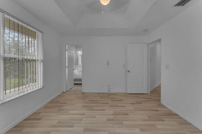 Building Photo - 5509 NW 90th Ave Rental
