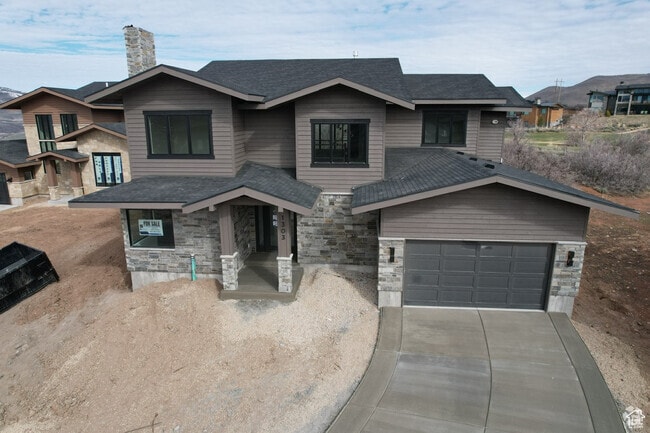 Building Photo - 1303 E Lasso Trail Rental