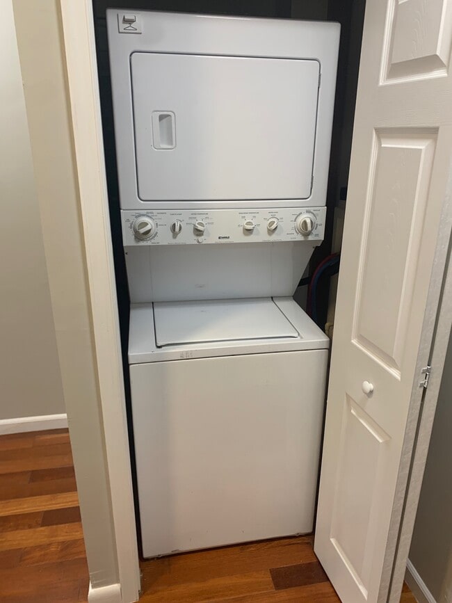 Photo - 117 S Wolfe St