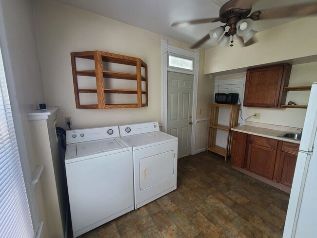 Photo - 290 Wiles St Unit 290-D