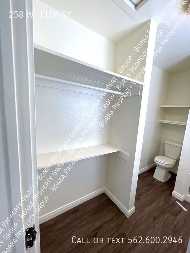 Photo - 258 W 11th St