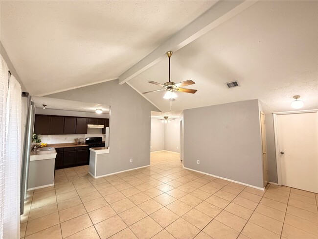 Photo - 9311 Crescent Moon Dr