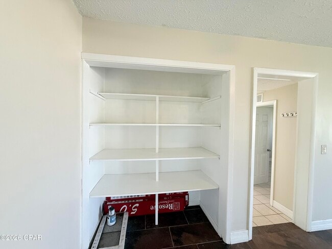 Photo - 808 Forestdale Ave