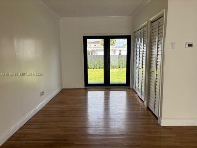 Photo - 9315 SW 44th St