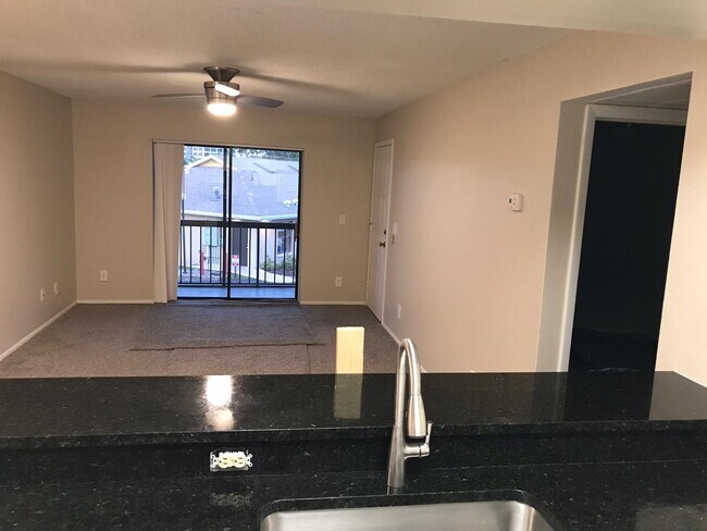 Living room - 5321 Summerlin Rd Unidad 2110