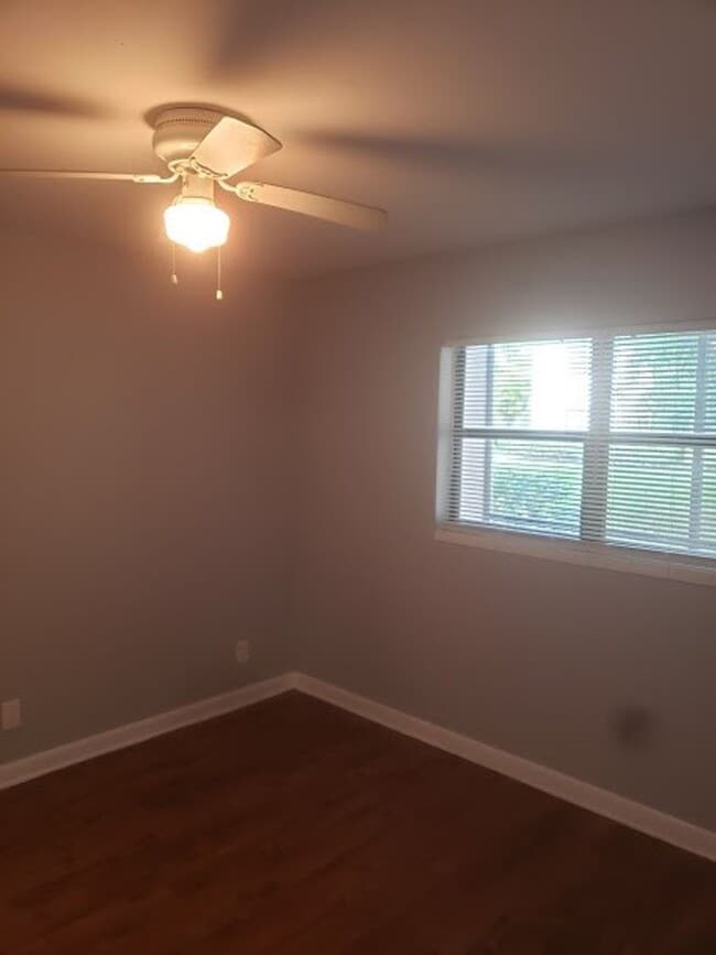 Photo - 1 BED 1 BATH IN THE HEART OF SUNRISE