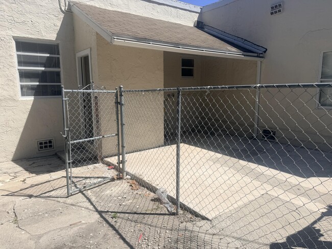 Photo - 504 El Prado