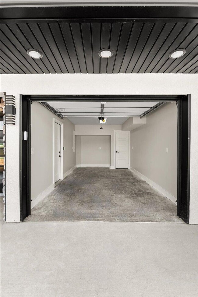 Photo - 145 Crooked Creek Dr