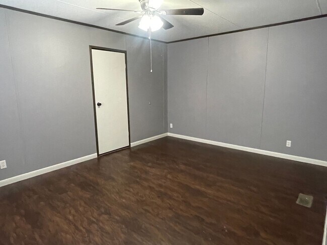 Photo - 3B/2B Mobile Home Available in Westlake