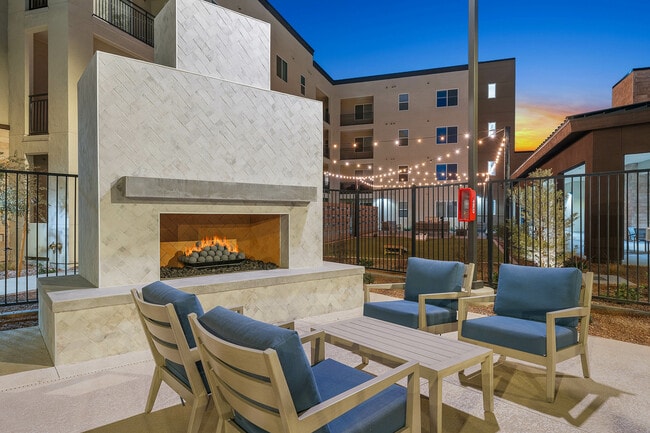 Photo - Album Union Village 55+ Active Adult Apart...