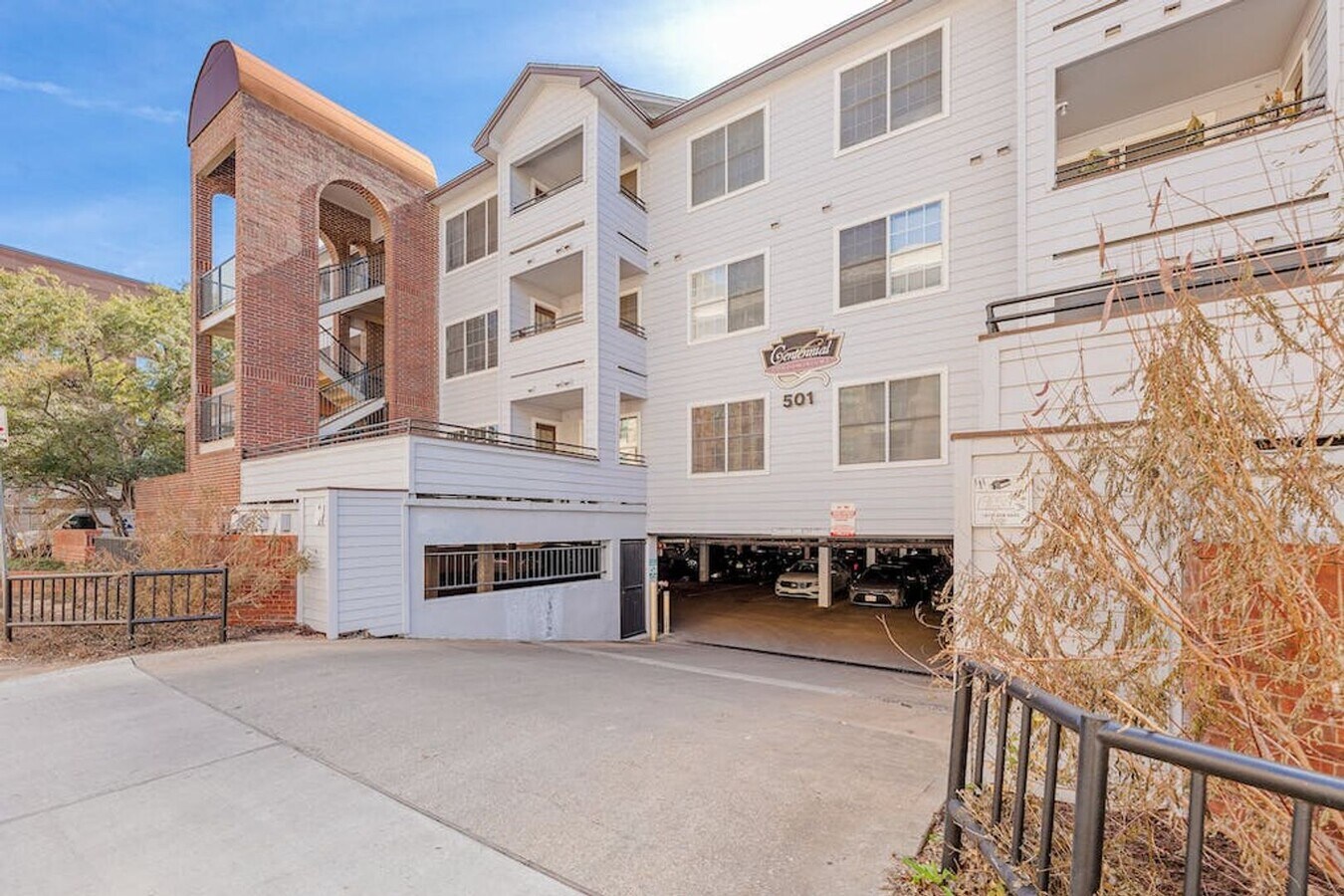 Photo - 501 W 26th St