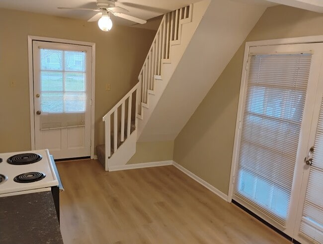 Photo - 504 N Newsom St