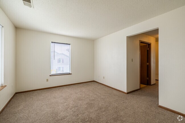 2BR, 1BA - 920SF - Living Room