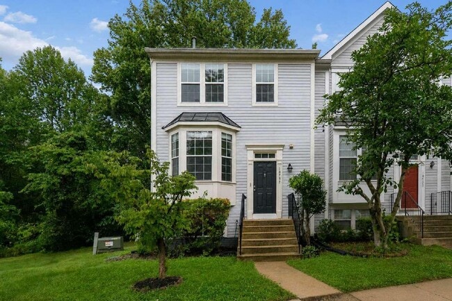 Building Photo - 10737 Kitchener Ct