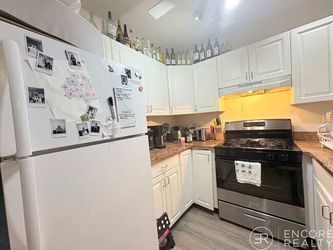 Photo - 153 Saint Paul St