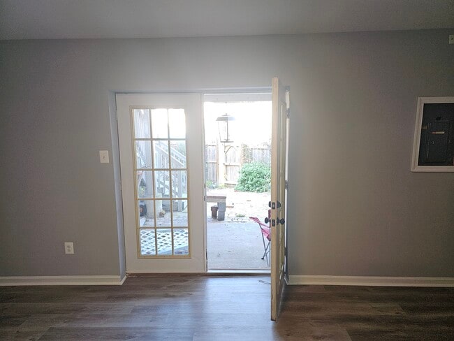 Photo - 4606 Charlton Ct