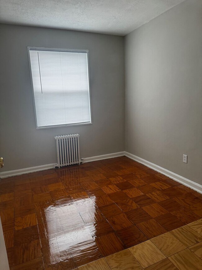 Photo - 140 KENILWORTH AVE NE