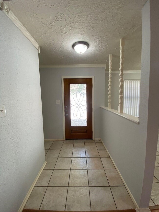 Photo - 6406 Brookgate Dr